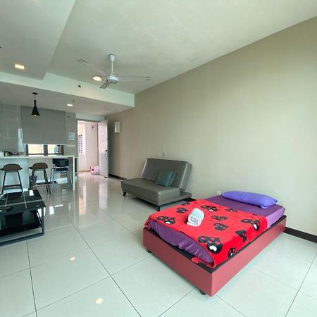 Ferienwohnung Dwharf Port Dickson Exterior foto