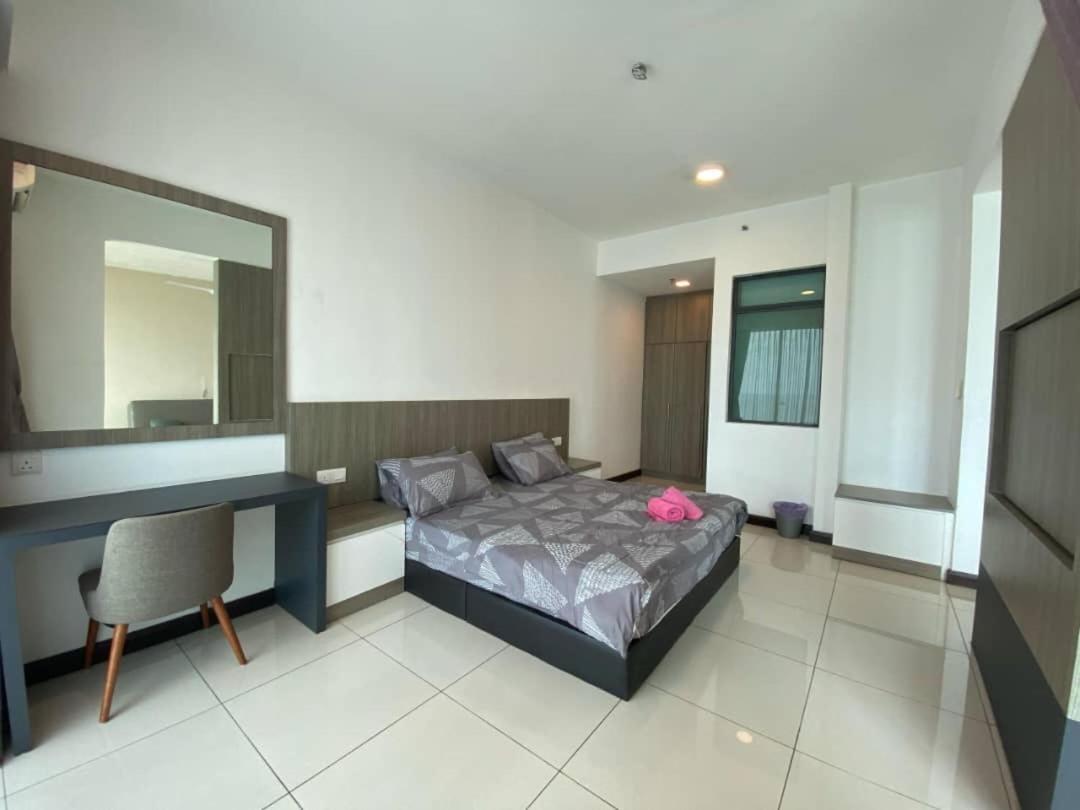 Ferienwohnung Dwharf Port Dickson Exterior foto